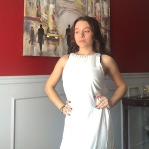 Marciano cute white party dress